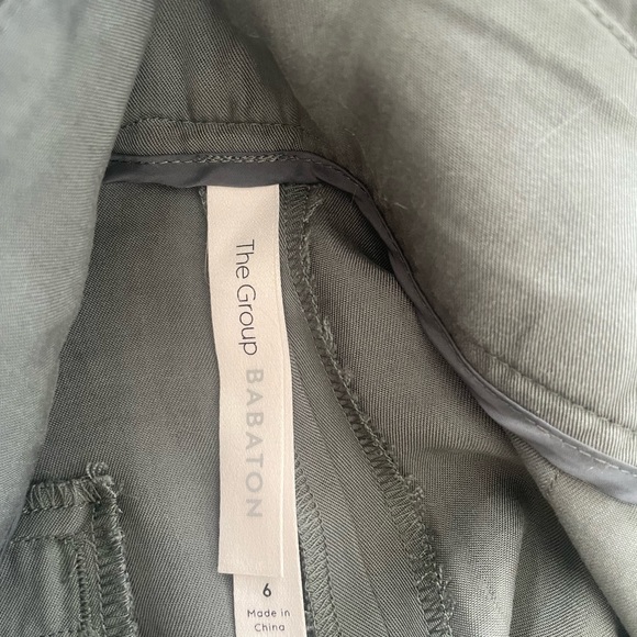 The olive green group by babaton shorts, size 6. - Picture 3 of 3